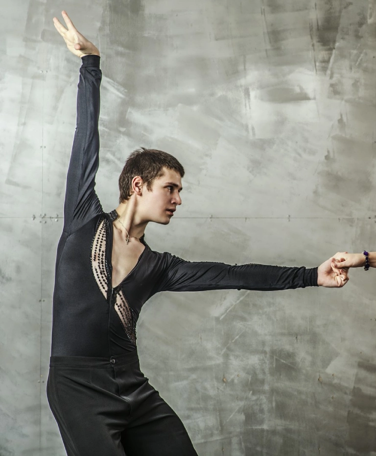 Tańczący mężczyzna